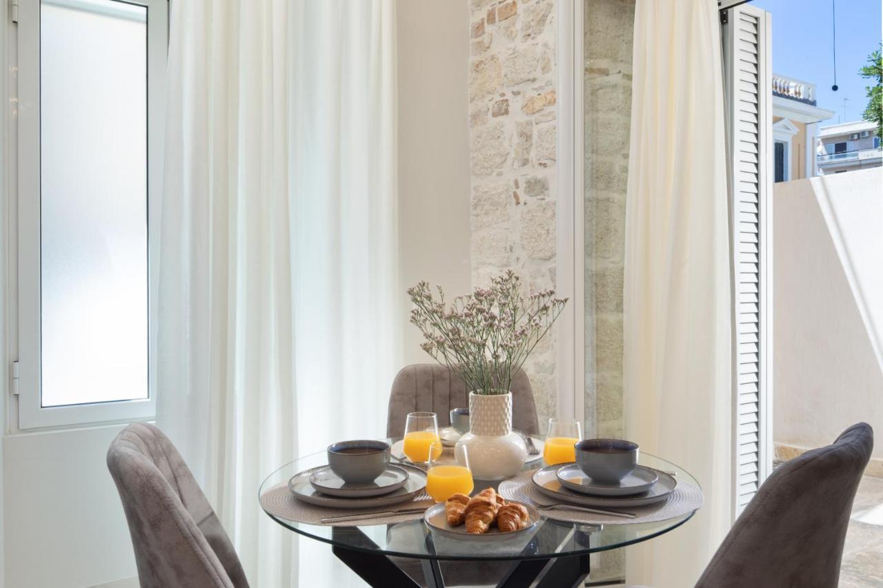 Modern-Vintage Old Town Suites Corfu  외부 사진